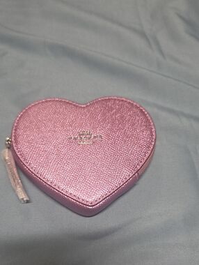 Bnwt: AUTHENTIC COACH Metallic Pink HEART shaped Coin Bag